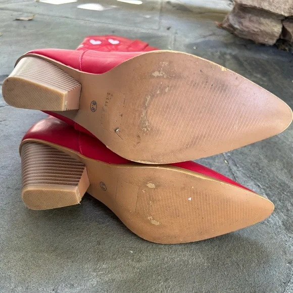 cowgirl boots - Picture 6 of 7